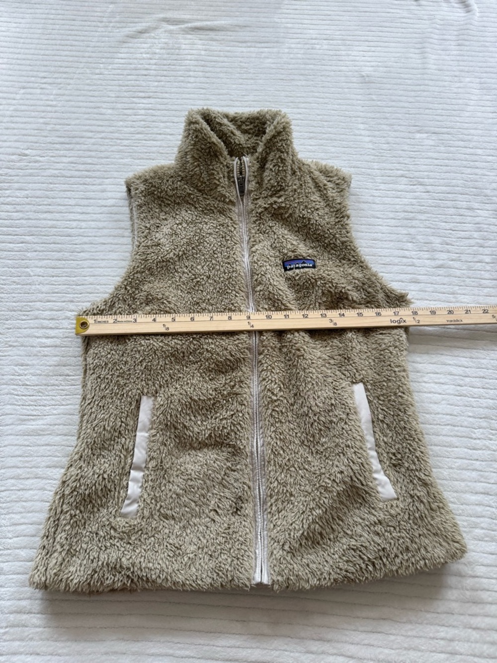 Patagonia Beige Taupe Sherpa Fleece Vest with Zip - Picture 9 of 11